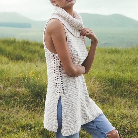 Billabong Sideways Love Sleeveless Turtleneck Sweater - Ivory - Size M - Picture 1 of 15